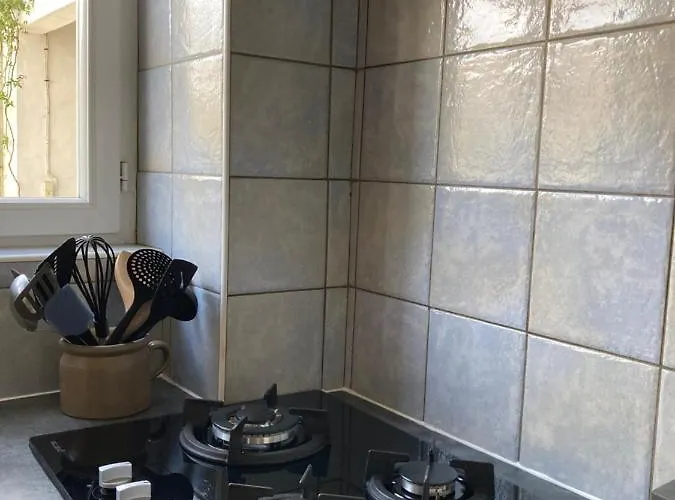 アパート Gite Bunus Bunus