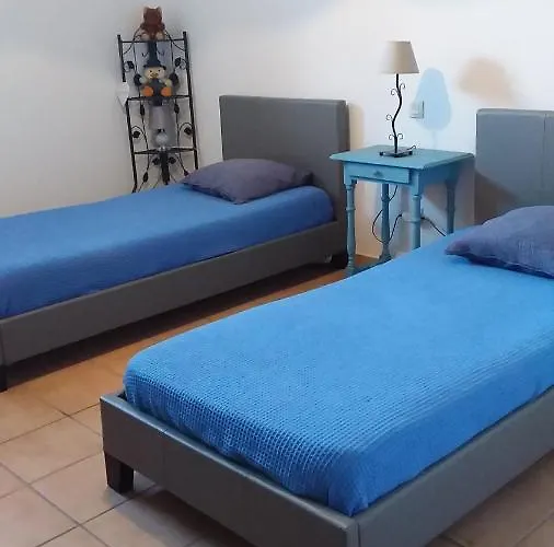 アパート Gite Bunus